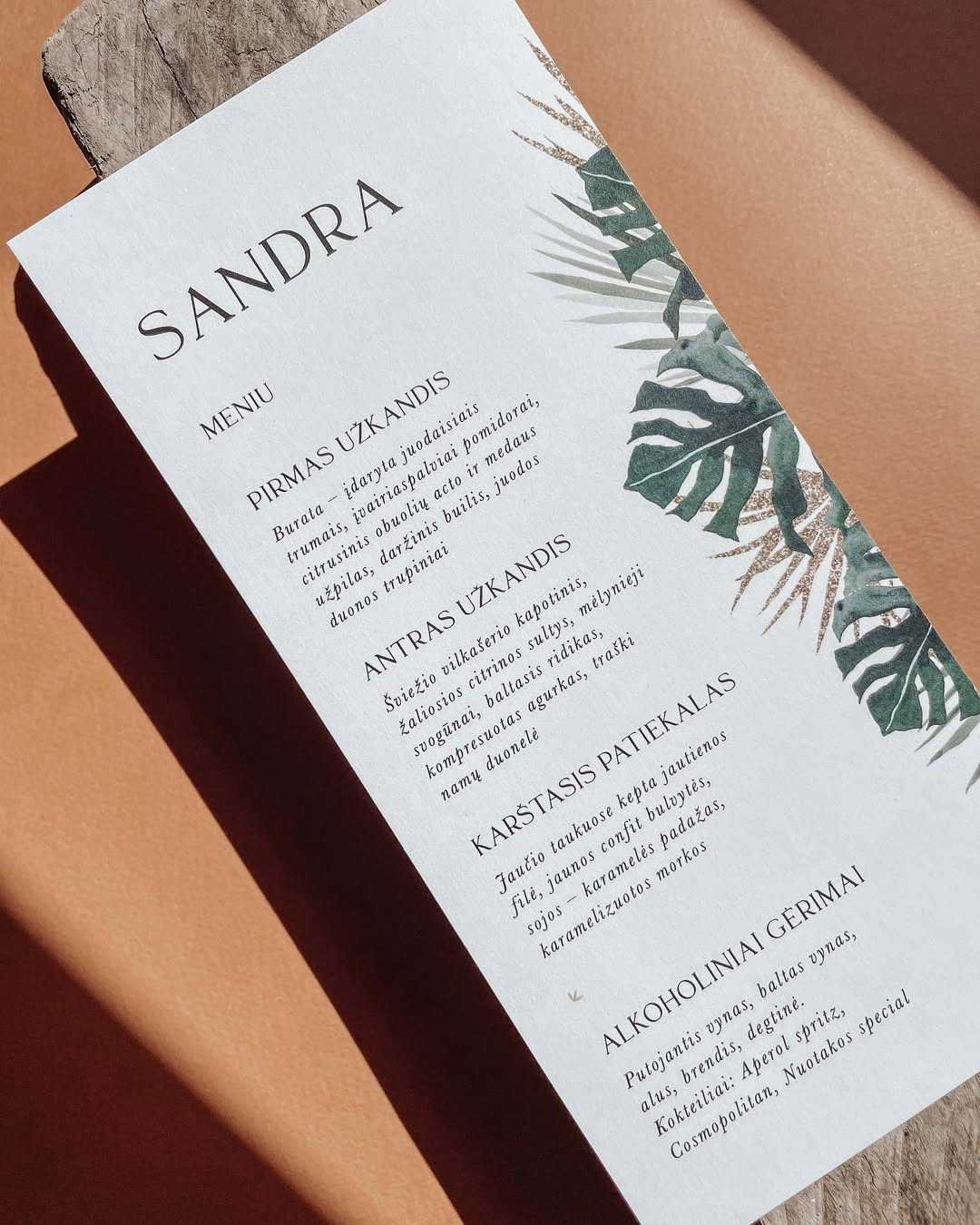 🌿 Vardo kortelės su maisto ir gėrimų meniu